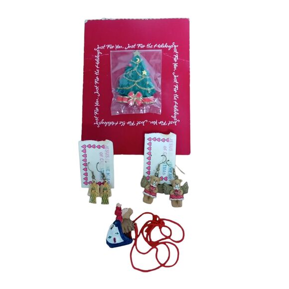Christmas Holiday Jewelry Set Necklace Earrings Angel Bear Tree Pin Costume VTG - Picture 1 of 13